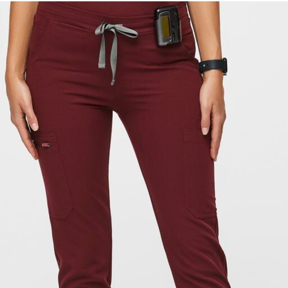 FIGS Scrub Pants